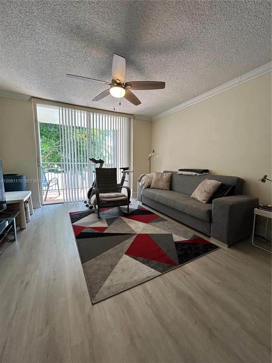 4440 NW 107th Ave #208-7 Doral, FL 33178