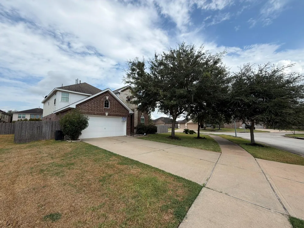 5902 Carnaby Lane Rosenberg, TX 77471