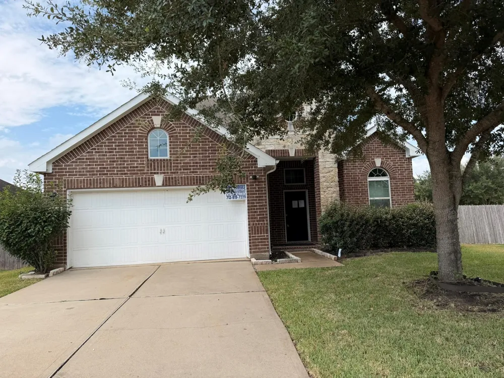 5902 Carnaby Lane Rosenberg, TX 77471