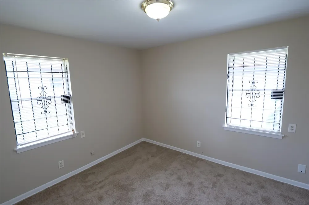 6118 Rietta Street Houston, TX 77016