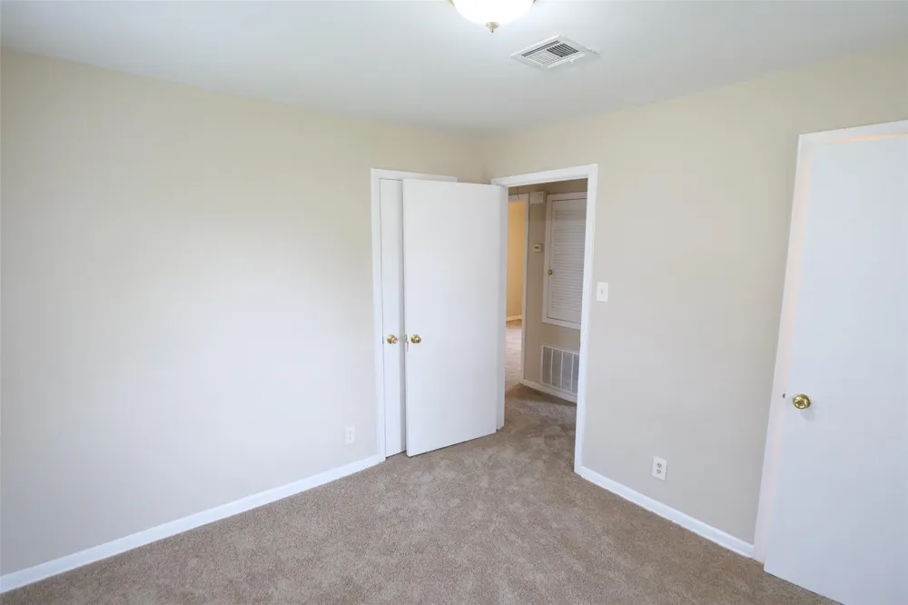 6118 Rietta Street Houston, TX 77016