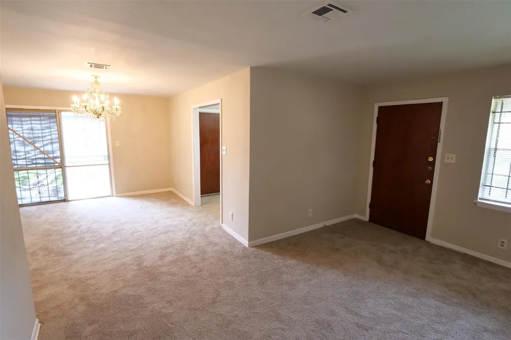 6118 Rietta Street Houston, TX 77016