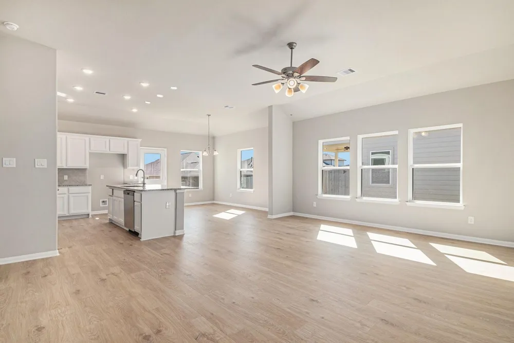 11412 Natalia Lane Willis, TX 77318