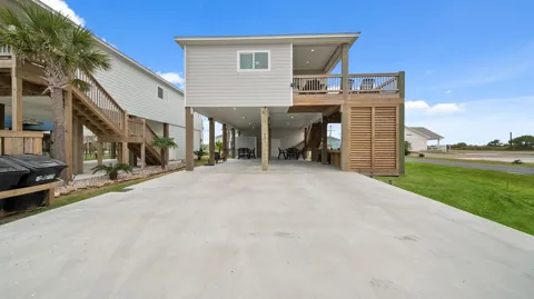 991 Seadrift Drive