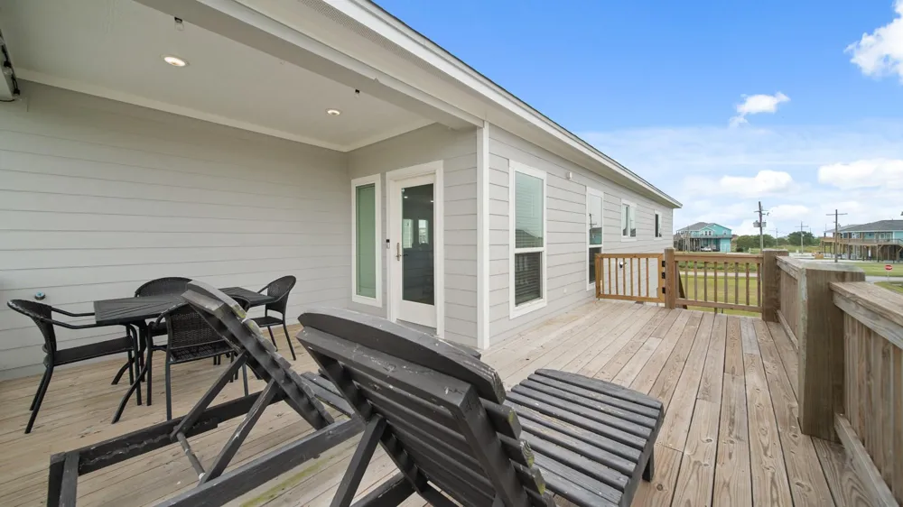 991 Seadrift Drive Port Bolivar, TX 77650