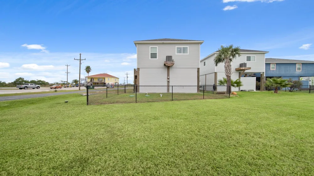 991 Seadrift Drive Port Bolivar, TX 77650