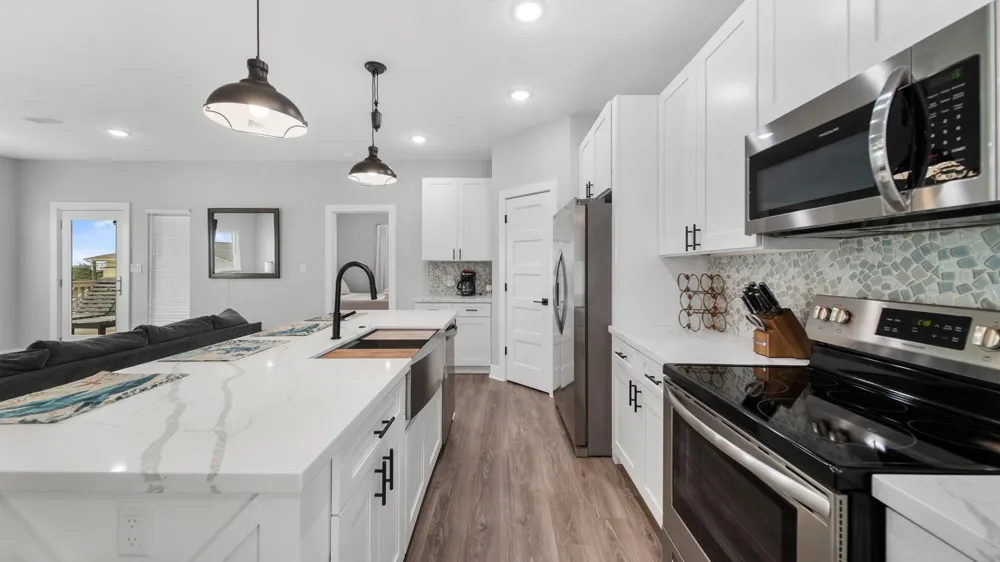 991 Seadrift Drive Port Bolivar, TX 77650