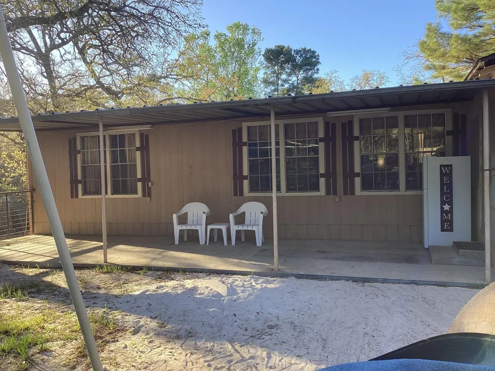 1335 Cr 131 Centerville, TX 75833