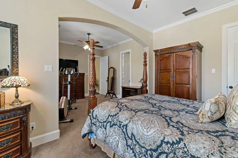 22 Waters Lake Boulevard Missouri City, TX 77459