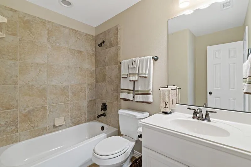 22 Waters Lake Boulevard Missouri City, TX 77459