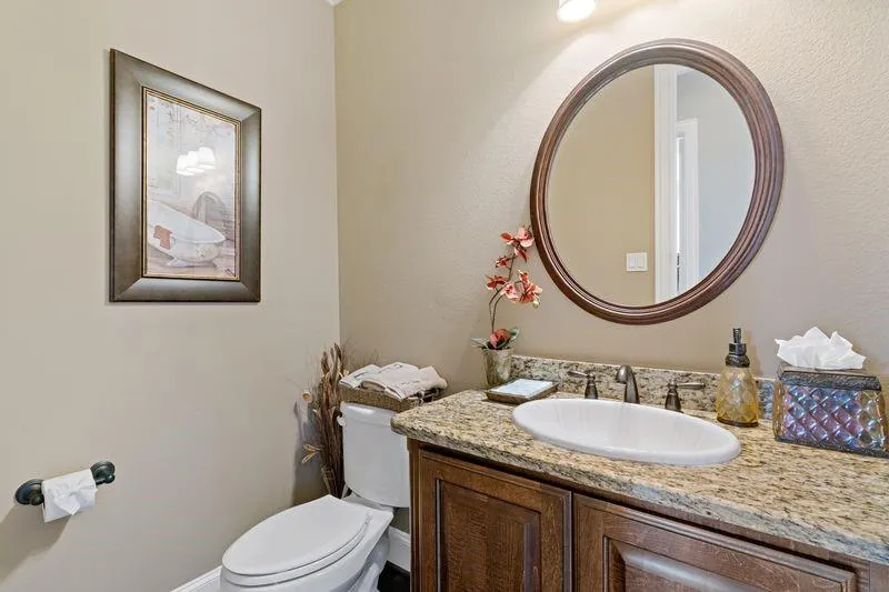 22 Waters Lake Boulevard Missouri City, TX 77459