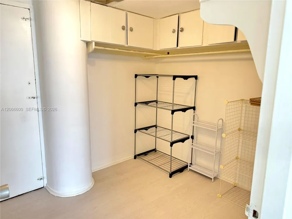 900 Bay Dr #523 Miami Beach, FL 33141