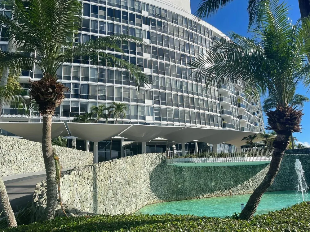 900 Bay Dr #523 Miami Beach, FL 33141