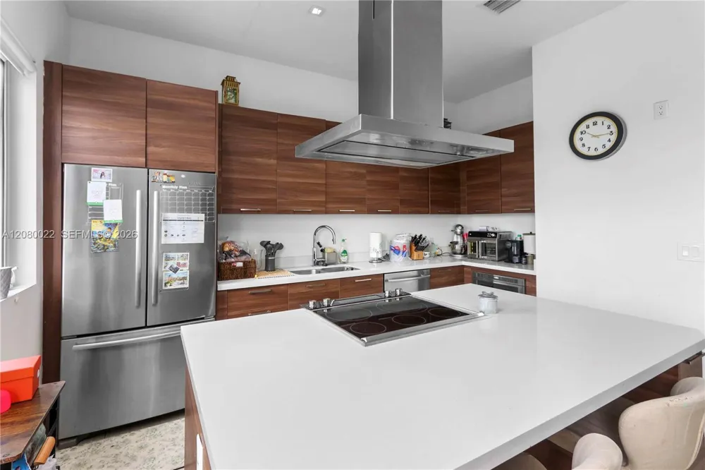 9123 NW 33rd St Doral, FL 33172