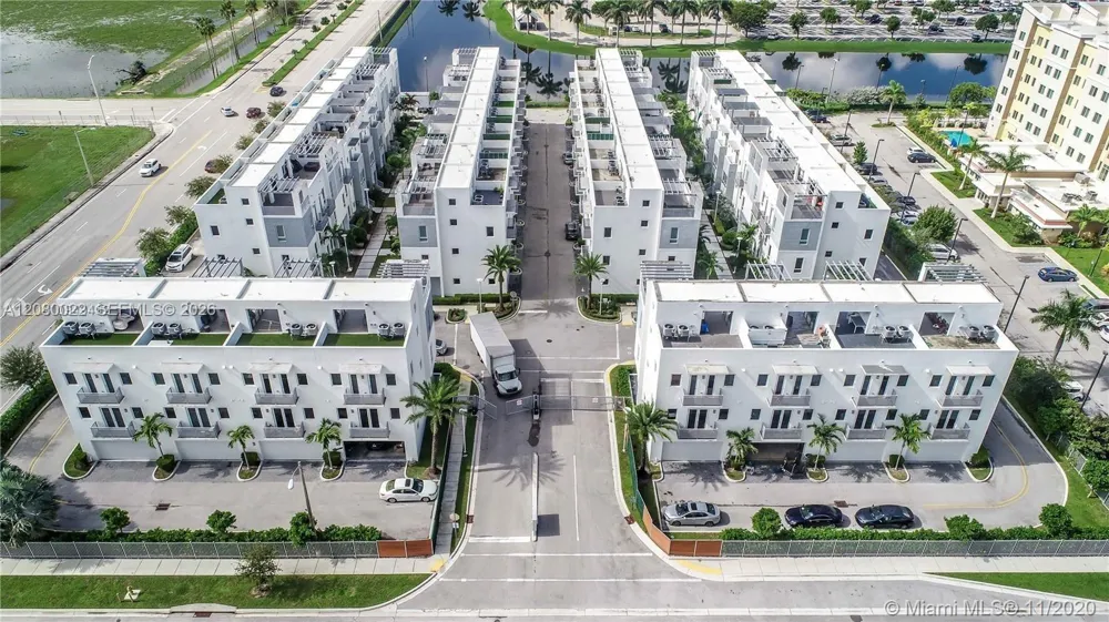 9123 NW 33rd St Doral, FL 33172