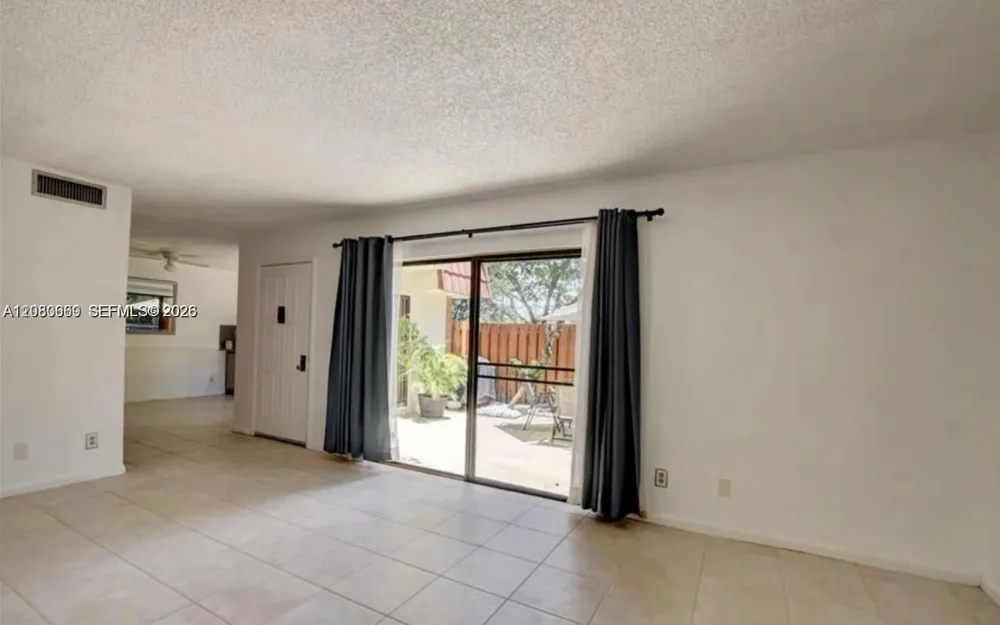 3103 SPANISH WELLS DR #2A Delray Beach, FL 33445
