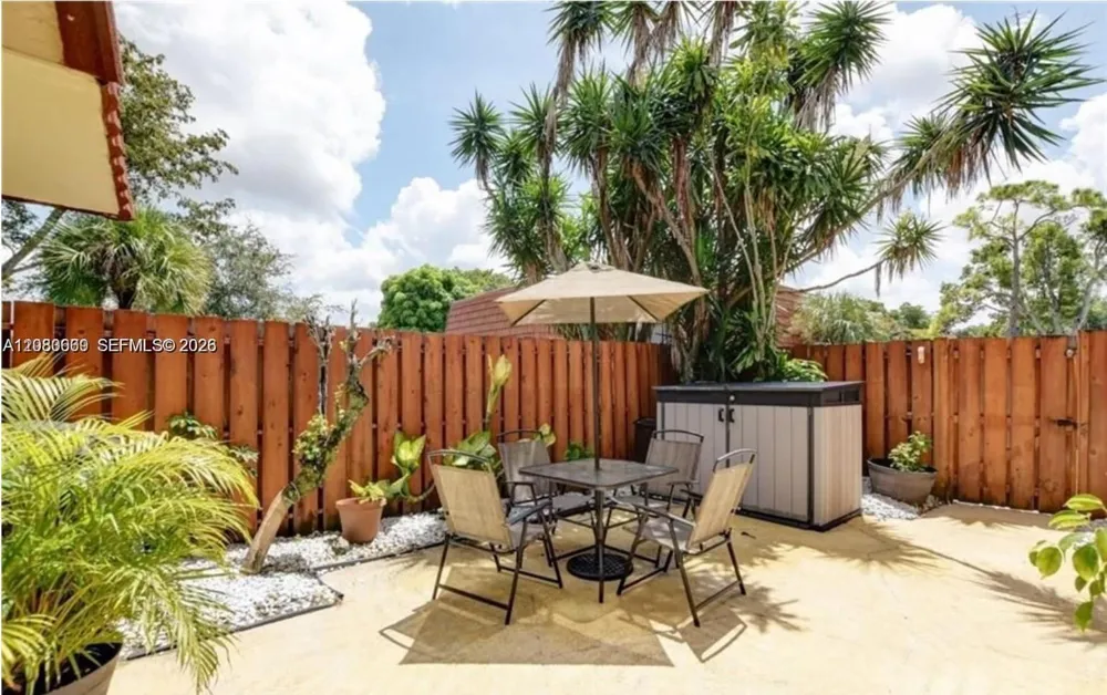 3103 SPANISH WELLS DR #2A Delray Beach, FL 33445