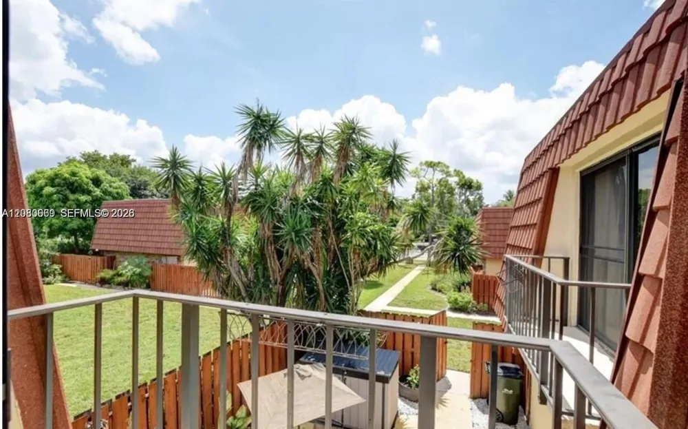 3103 SPANISH WELLS DR #2A Delray Beach, FL 33445