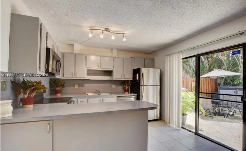 3103 SPANISH WELLS DR #2A Delray Beach, FL 33445