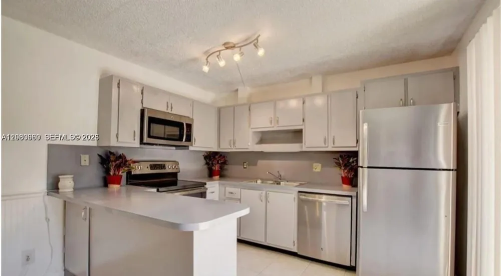3103 SPANISH WELLS DR #2A Delray Beach, FL 33445
