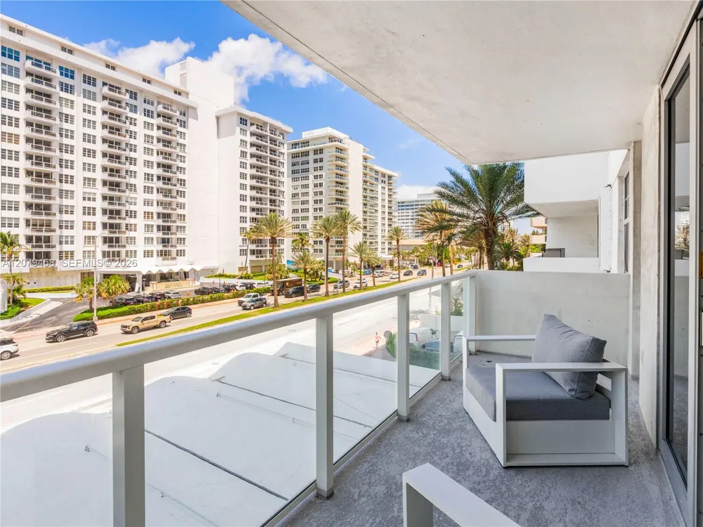 5701 Collins Ave #307 Miami Beach, FL 33140