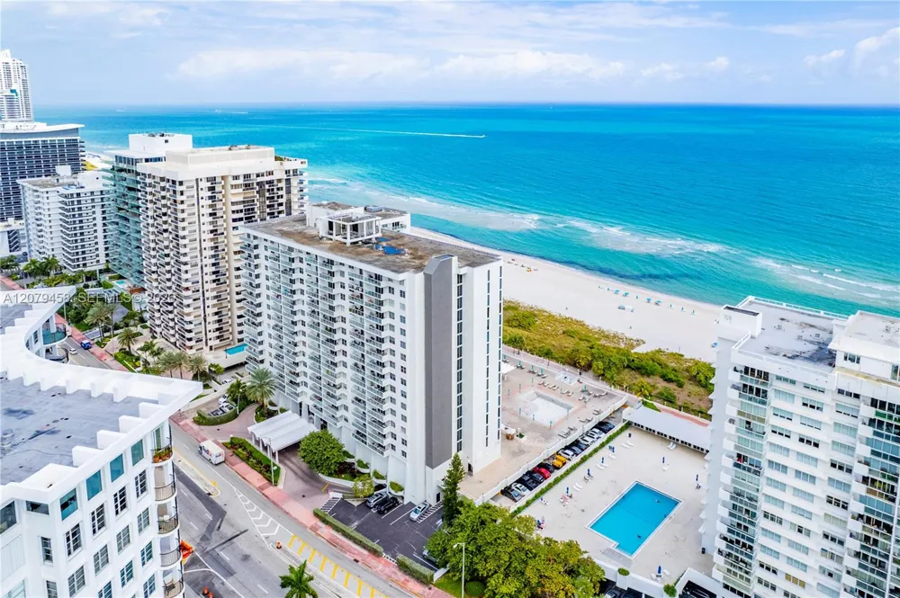 5701 Collins Ave #307 Miami Beach, FL 33140