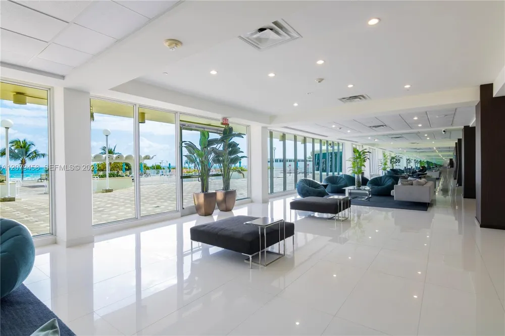 5701 Collins Ave #307 Miami Beach, FL 33140