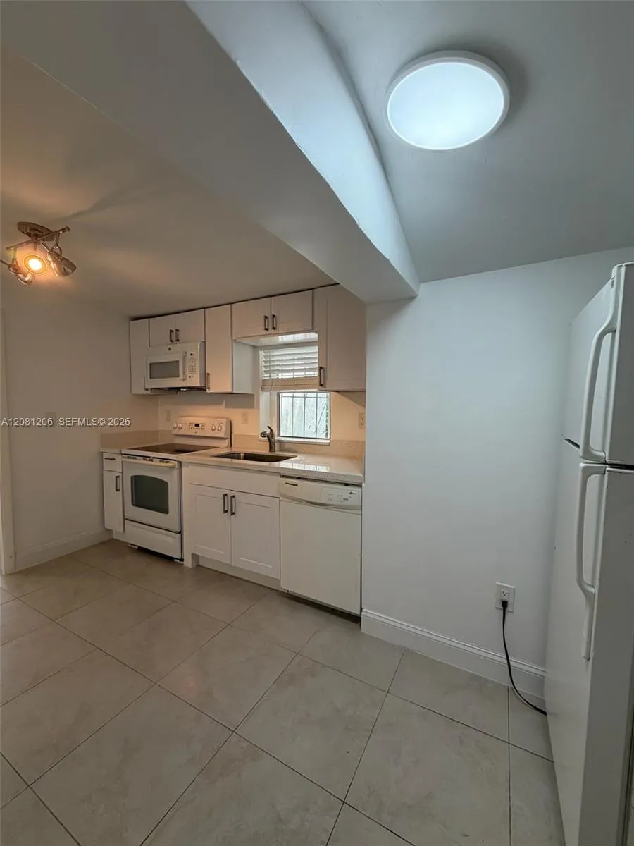 1650 NW 112th Ter #A Miami, FL 33167