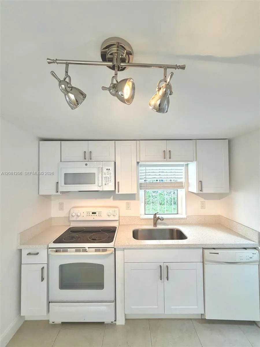 1650 NW 112th Ter #A Miami, FL 33167
