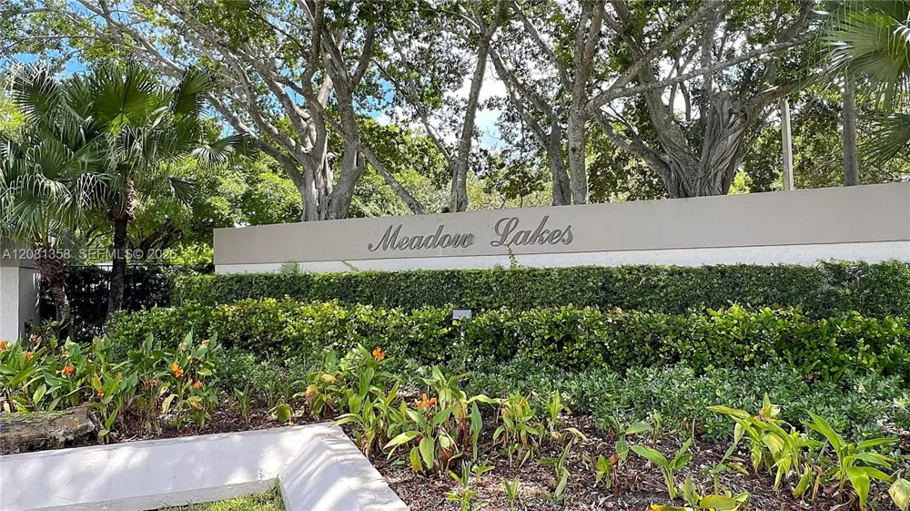 1290 S Military Trl #416 Deerfield Beach, FL 33442