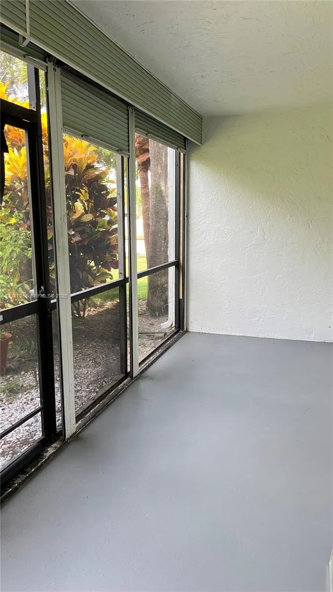 1290 S Military Trl #416 Deerfield Beach, FL 33442