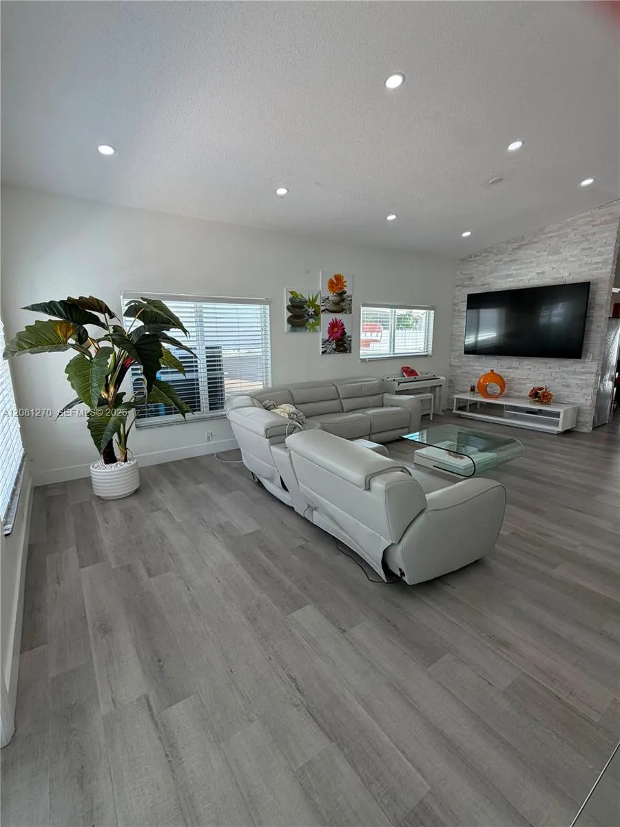 12076 SW 251st St Homestead, FL 33032