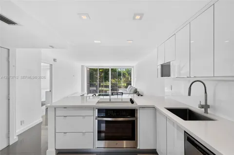 3301 Country Club Dr #310