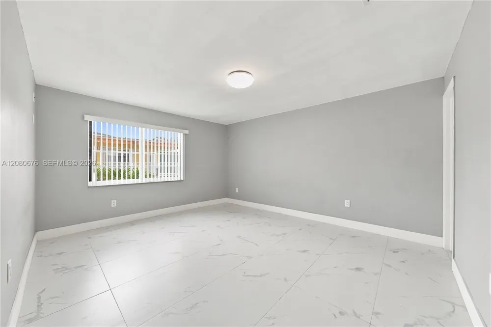 8410 SW 154th Cir Ct #621 Miami, FL 33193