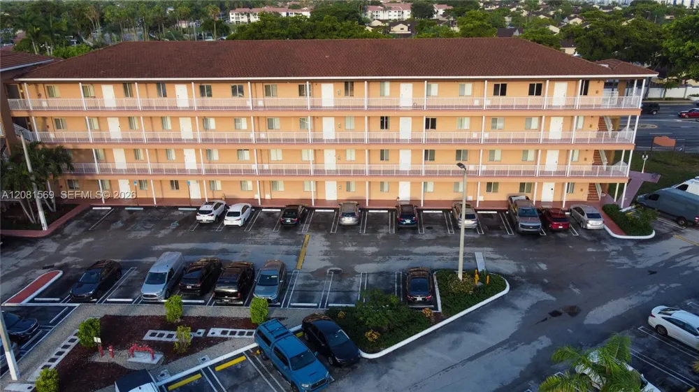 17350 NW 67th Ave #301 Hialeah, FL 33015