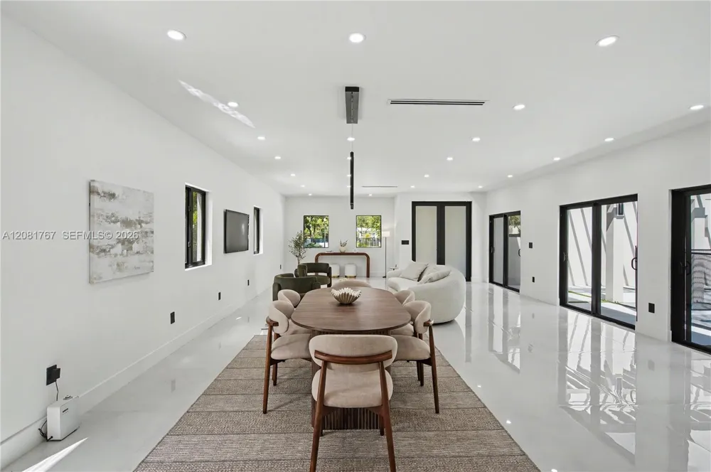 12335 Griffing Blvd #12335 North Miami, FL 33161