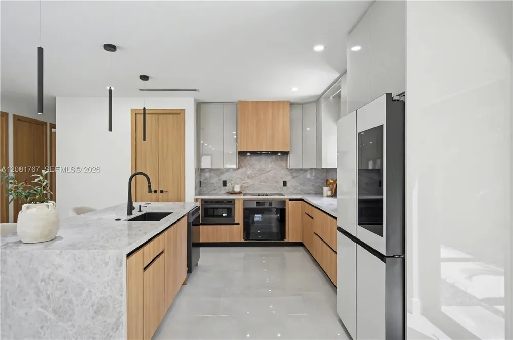 12335 Griffing Blvd #12335 North Miami, FL 33161