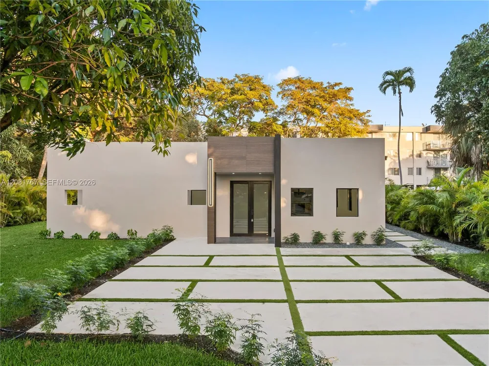 12335 Griffing Blvd #12335 North Miami, FL 33161