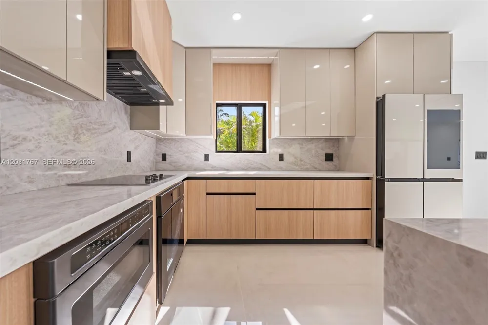 12335 Griffing Blvd #12335 North Miami, FL 33161