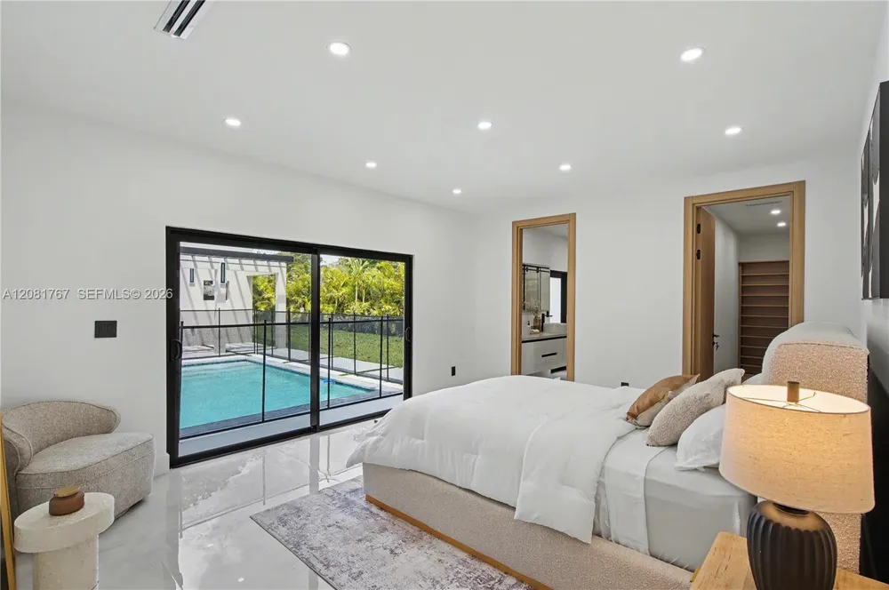 12335 Griffing Blvd #12335 North Miami, FL 33161