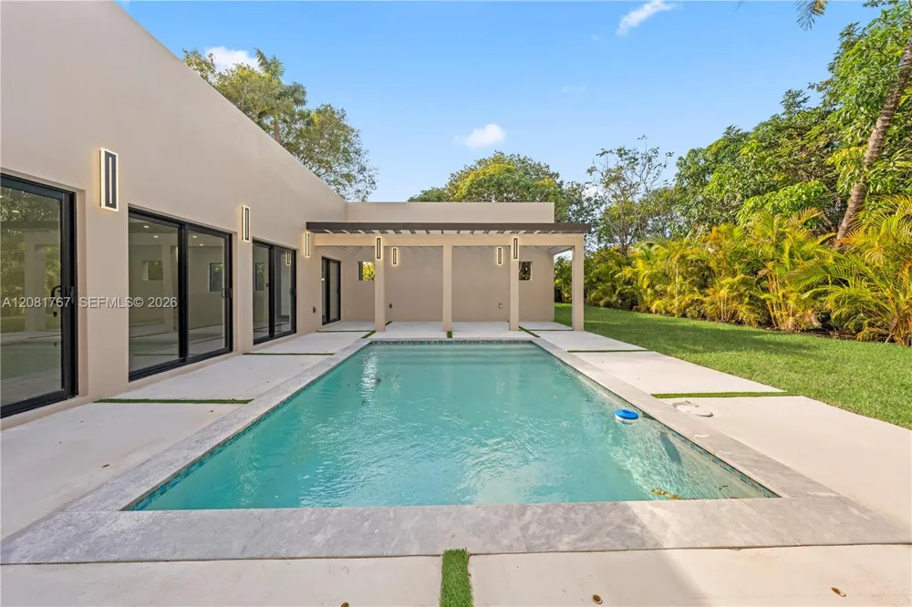 12335 Griffing Blvd #12335 North Miami, FL 33161