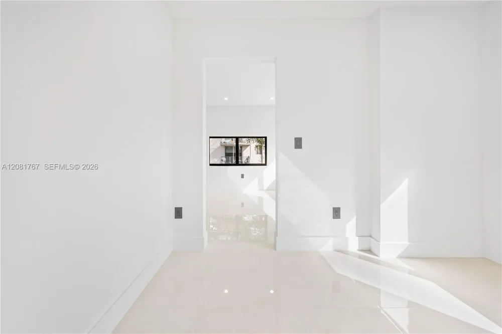 12335 Griffing Blvd #12335 North Miami, FL 33161
