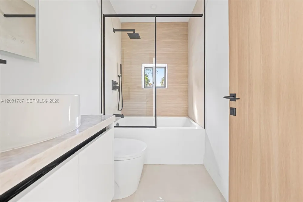 12335 Griffing Blvd #12335 North Miami, FL 33161