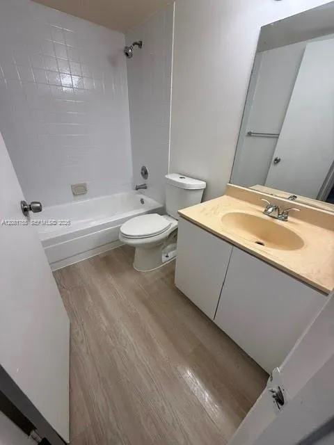 8721 Wiles Rd #208 Coral Springs, FL 33067