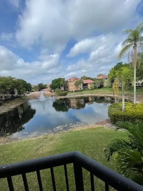 8721 Wiles Rd #208 Coral Springs, FL 33067