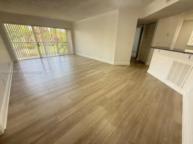 8721 Wiles Rd #208 Coral Springs, FL 33067