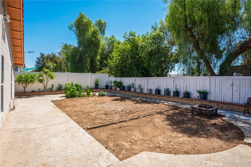 25641 Stuyvesant Moreno Valley, CA 92557