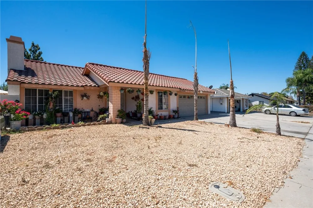 25641 Stuyvesant Moreno Valley, CA 92557