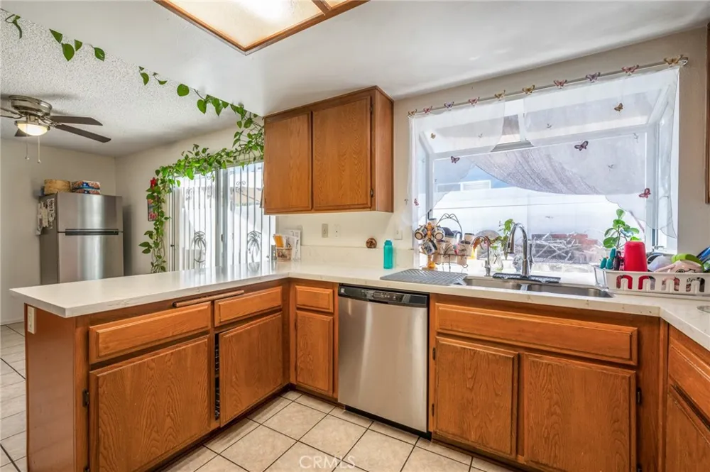 25641 Stuyvesant Moreno Valley, CA 92557