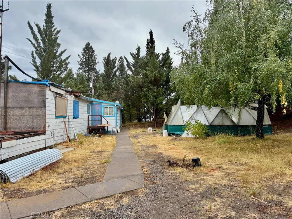 4625 Plum  Ave Mount Shasta, CA 96067